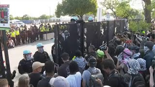 March on DNC protesters breach fence near United Center [upl. by Elaine]