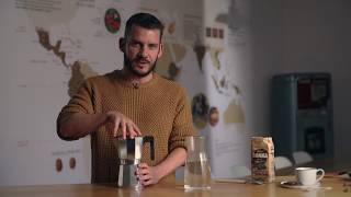 ¿Cómo hacer café en cafetera italiana  Tutorial para preparar café [upl. by Elbag]