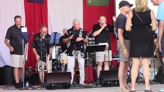 Cheektowaga Polish American Arts Fest 2023 Dynatones Polish Moving Joke [upl. by Carolina391]