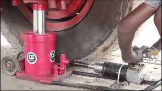 Hydraulic Air Jack [upl. by Celinka]