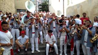 Fêtes de Bayonne 2017  les bandas animent la fête [upl. by Maurise]