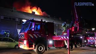 Uitslaande brand op zolder  Nicolaas Beetsstraat Hellevoetsluis [upl. by Calle]