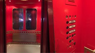 Montgomery Hydraulic elevator  Silver Legacy  Reno NV [upl. by Aisac]