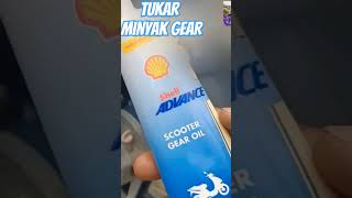 Tukar Minyak Gear Ego Advantiz diy shortsfeed motorcycle scooter yamaha bike rempit sym [upl. by Seaver695]