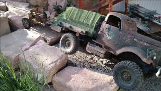 RC Truck JJRC 4WD goes tank huntingWPL RC Truck JJRC 4WD va de caza de tanques [upl. by Sky]