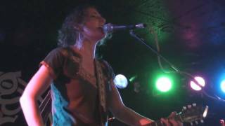 Kathleen Edwards  Oil Mans War live  King Tuts Wah Wah Hut Glasgow [upl. by Aleit]