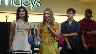 Glee Promo Mall Tour 2009 Chicago QampA [upl. by Clemence]