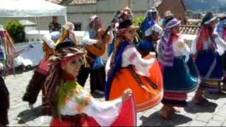 Bailes tradicionales en Cuenca [upl. by Akapol554]