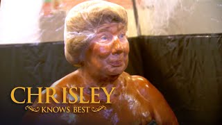 Chrisley Knows Best Season 6 Episode 16 Sneak Peek Nanny Faye Gets A Spray Tan From Savannah [upl. by Luciana908]