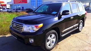 2012 Toyota Land Cruiser 200 Start Up Engine and In Depth Tour [upl. by Yelra563]