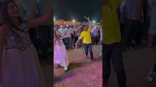 Hare hare garba navratri navratrispecialgujarati dandiya gujju garbanightgarbalover [upl. by Anirehtak33]