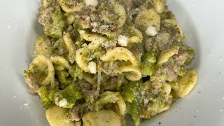 pasta con broccoli e salsiccia 😋 pasta with broccoli and sausage Italian food official 2023 [upl. by Adniled86]