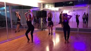 Romeo Santos  imitadora bachata choreography by Claudia Reynoso [upl. by Jacinda356]