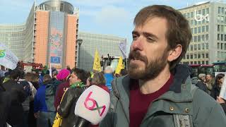 Les agriculteurs manifestent à Bruxelles contre le Mercosur [upl. by Ttcos976]