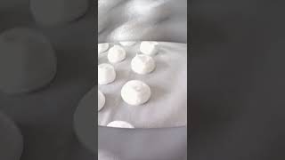 Meringue et ganache chocolat noir recette biscuit food cuisine recettefacile cooking [upl. by Eitsyrhc]