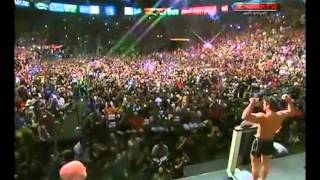 Encarada na pesagem do UFC 148 Anderson Silva agride Chael Sonnen com ombrada [upl. by Zoeller]