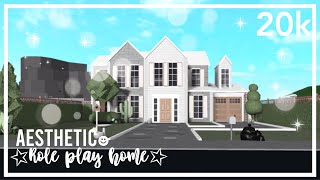 ROBLOX Bloxburg Aesthetic Roleplay Home 20k  Exterior part 1  Mobile Speed Build [upl. by Vivien]