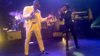 Raphael Saadiq  Just one kiss Live Paris 140409 part 37 [upl. by Hellene]