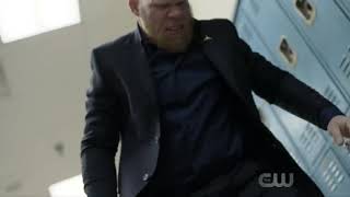 Black Lightning 1x12  Jenifer uses her powers to save black lightning [upl. by Starkey]