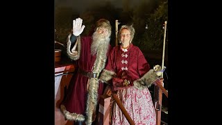 Santa arriving by narrowboat at Middleport Pottery  Nov 2024 [upl. by Ida]