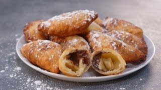 Recette rapide des empanadas banane nutella  beignets [upl. by Nevetse]