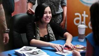 Demi Lovato and Selena Gomez Not Bestfriends Anymore [upl. by Marek373]