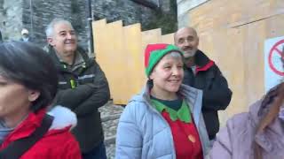 Natale in provincia la presa diretta dai mercatini di Brienno con gli organizzatori tanta magia [upl. by Eadrahc762]