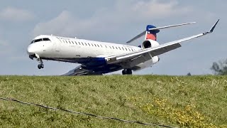 Storm Hits Plane Before Landing [upl. by Yhtamit882]