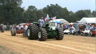 1950 Oliver Detroit Diesel Tractor pull El Toro Full Pull [upl. by Meredeth]