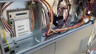 Installing a Siemens Controlled Economizer on a Rheem RGED Series Rooftop Unit [upl. by Osana660]