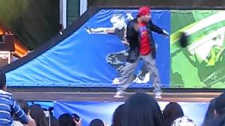 DoKnock Imitates Michael Jackson as a Tribute During the Kababayan Fest At Great America [upl. by Herrington]