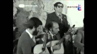 Alfredo Marceneiro aqui mora o fado cantando o fado Viela [upl. by Atneuqal]