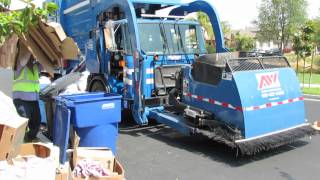 ♻ Republic Services  Saturday Memorial Day Pick up 2013 Part 1 quotMucho Recyclingquot♻ [upl. by Ajnotal]