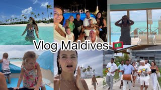 Pushimet ne Maldives 🇲🇻Cfare ndodh me peshkaqenet 🦈Na vodhen valixhet 🙄VlogDezi Lami [upl. by Natanoy]