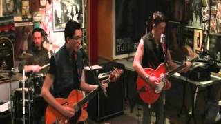 Double talkin baby  Cats are not dead  live NOZAY 2011 RockabillyStray cats [upl. by Yelwah451]