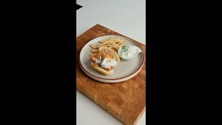 Broodje knakworst met knolselderij friet en tzatziki 🤯 zo lekker [upl. by Erny]