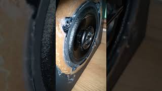 Jvc csj520x bass test 30w rms 250w peak [upl. by Lorola]