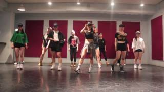 딘  풀어 Dean  pour up Honey Js girls hiphop choreography [upl. by Inalan]