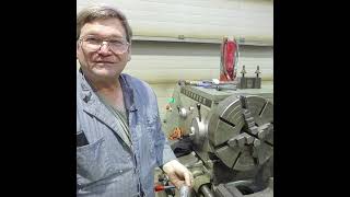 Machinists Minute Grabbing a triangle in a 4jaw chuck [upl. by Anifled]