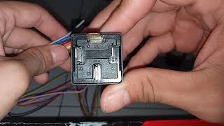 Unbox dan Cara pemasangan alarm v12 di motor dan menambahkan Relay 4 kaki👍👍 [upl. by Lehet]