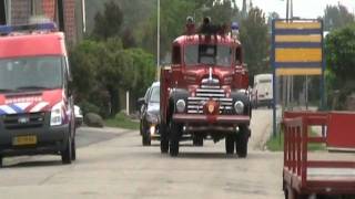 Oltimer Brandweer Almelo komt prio 1 aan bij opendag brandweer ootmarsum [upl. by Eniawtna]