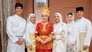 Majlis Istiadat Berbedak Pengantin Diraja Yang Mulia Dayang Anisha Rosnah binti Adam [upl. by Eoj]