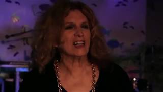 Video Iva Zanicchi in quotLispettore Coliandroquot [upl. by Ecyak774]