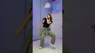 Gela Gela Gela Dance  Akshay Kumar KareenaKapoor  Adnan Sami  Sunidhi Chauhan Aitraaz  Hit Song [upl. by Ennasil649]