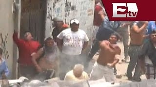 VIDEO Granaderos son golpeados por habitantes de San Bartolo Ameyalco  Titulares Vianey Esquinca [upl. by Htiffirg]