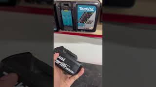 Makita Battery 40V 18V 12V Charging trending diy trend tools video viralvideo reels [upl. by Mohr]