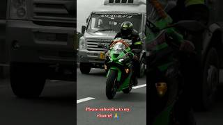 Kawasaki zx10r ytshorts youtubeshorts rider viralshorts [upl. by Millicent]