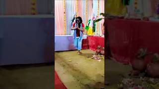 Hawa jhuru jhuru lage la dancequeendiv dance khesarilalyadavbhojpurinewvideo [upl. by Eckmann]