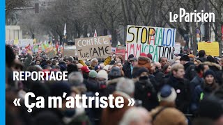 Manifestation contre la loi immigration  « On est quand même la patrie des droits de l’Homme  » [upl. by Gamages]