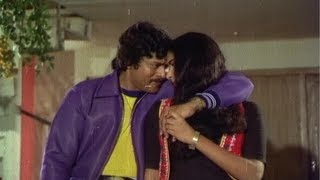 Mogudu Kavali movie songs  Saachikodithe song  Chiranjeevi Gayatri [upl. by Elbag310]